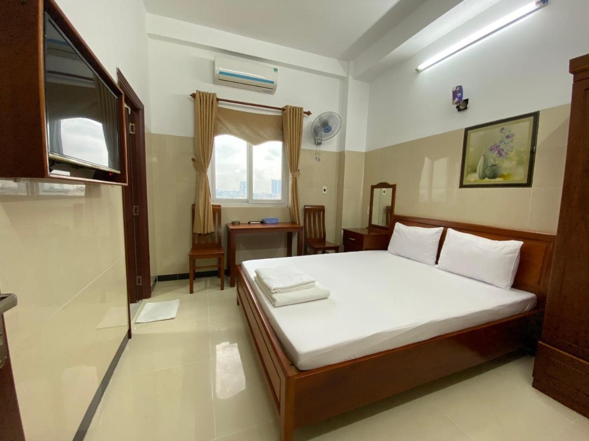 Hotel My Viet Di An Екстер'єр фото