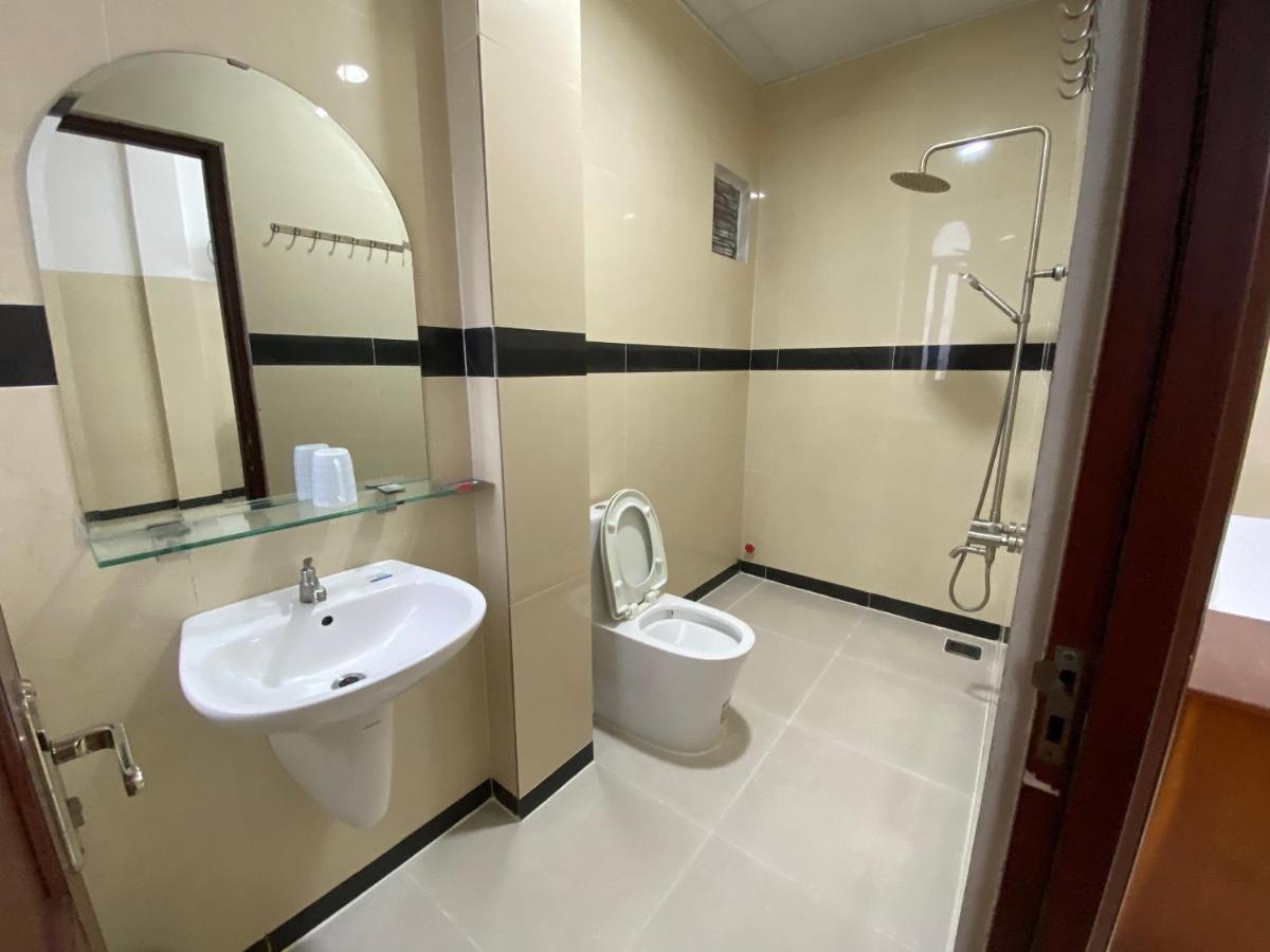 Hotel My Viet Di An Екстер'єр фото