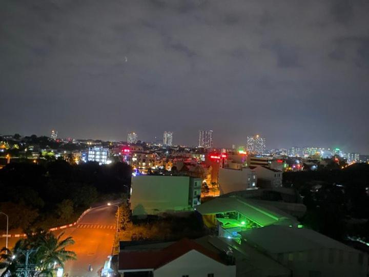 Hotel My Viet Di An Екстер'єр фото