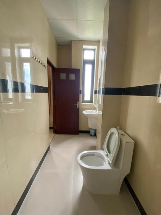 Hotel My Viet Di An Екстер'єр фото