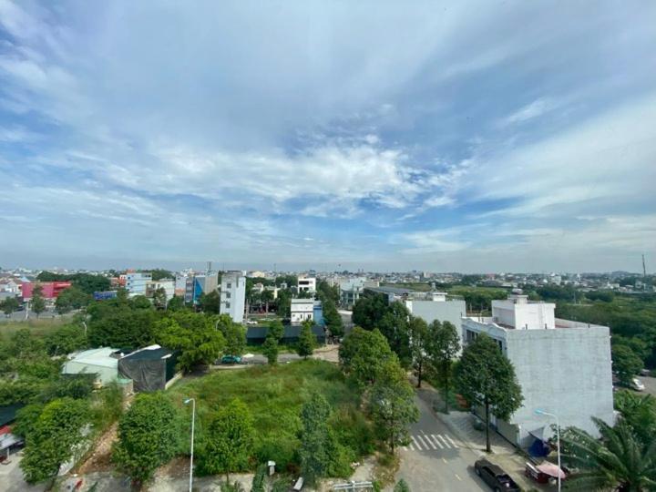 Hotel My Viet Di An Екстер'єр фото